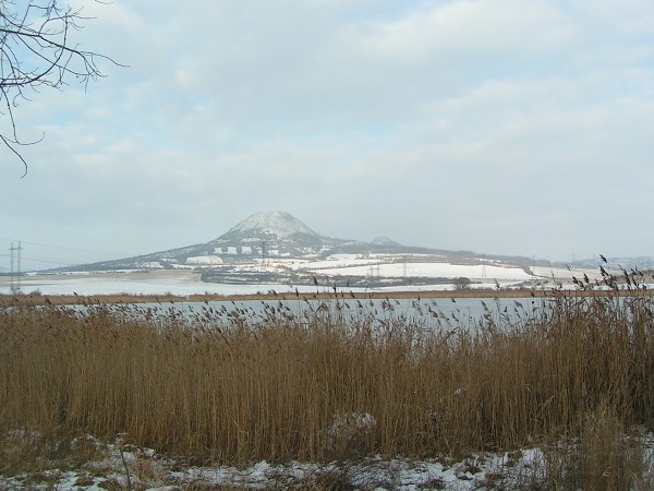 OBLÍK A ČERVENÝ VRH